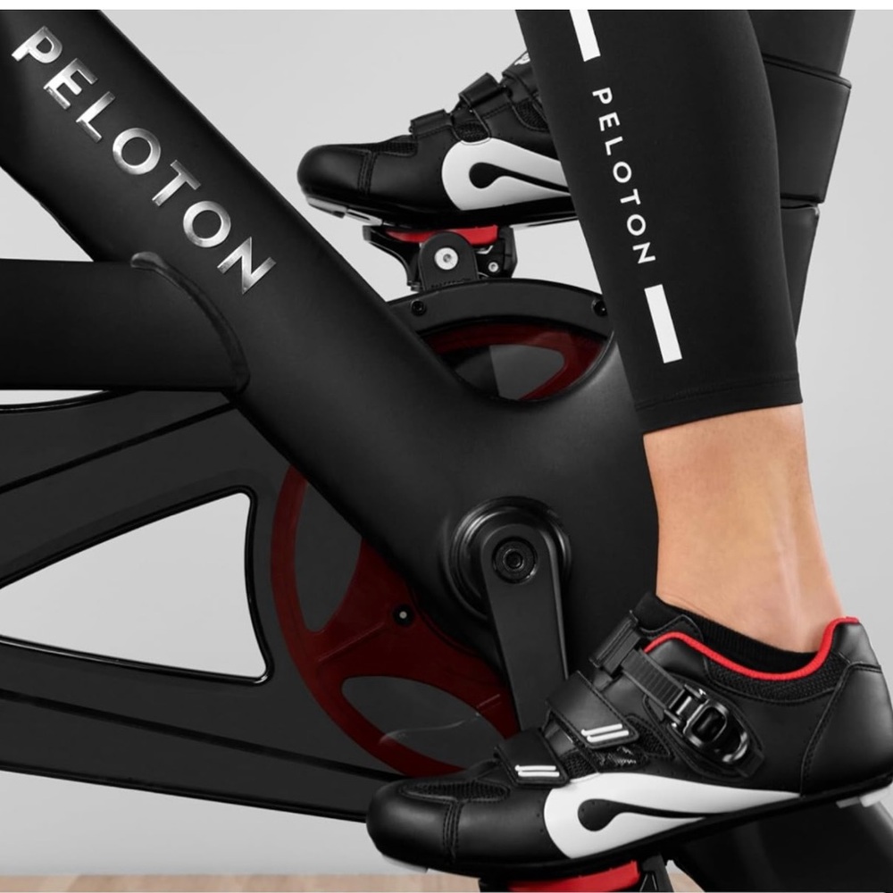 Mens Womens Cycling Shoes Compatible with Peloton Indoor Bicycle Pedals Clip in